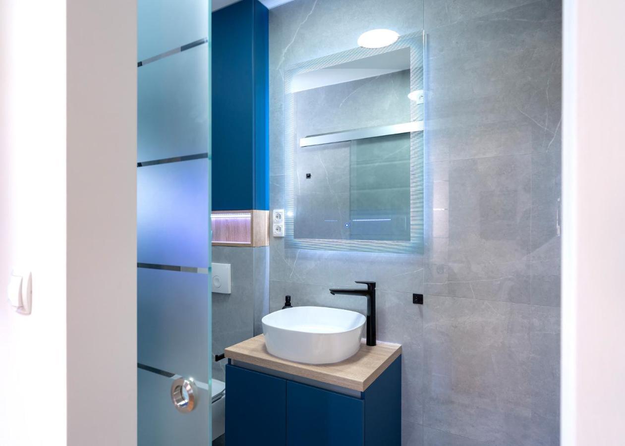 Fingerprint Central Apartment 5 Min From Center & Beach Hvar Town Exterior photo