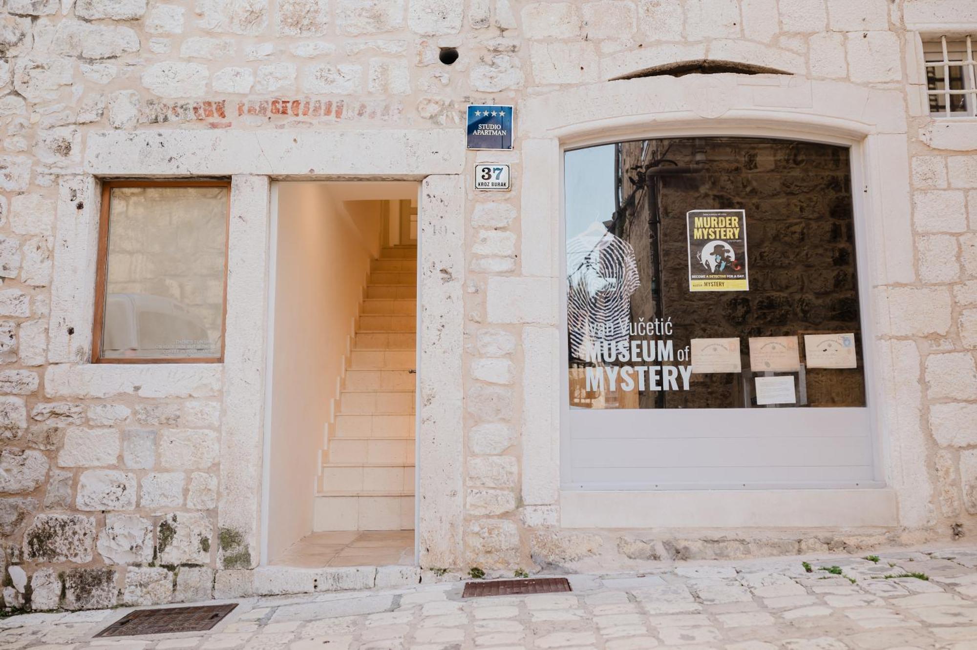 Fingerprint Central Apartment 5 Min From Center & Beach Hvar Town Exterior photo